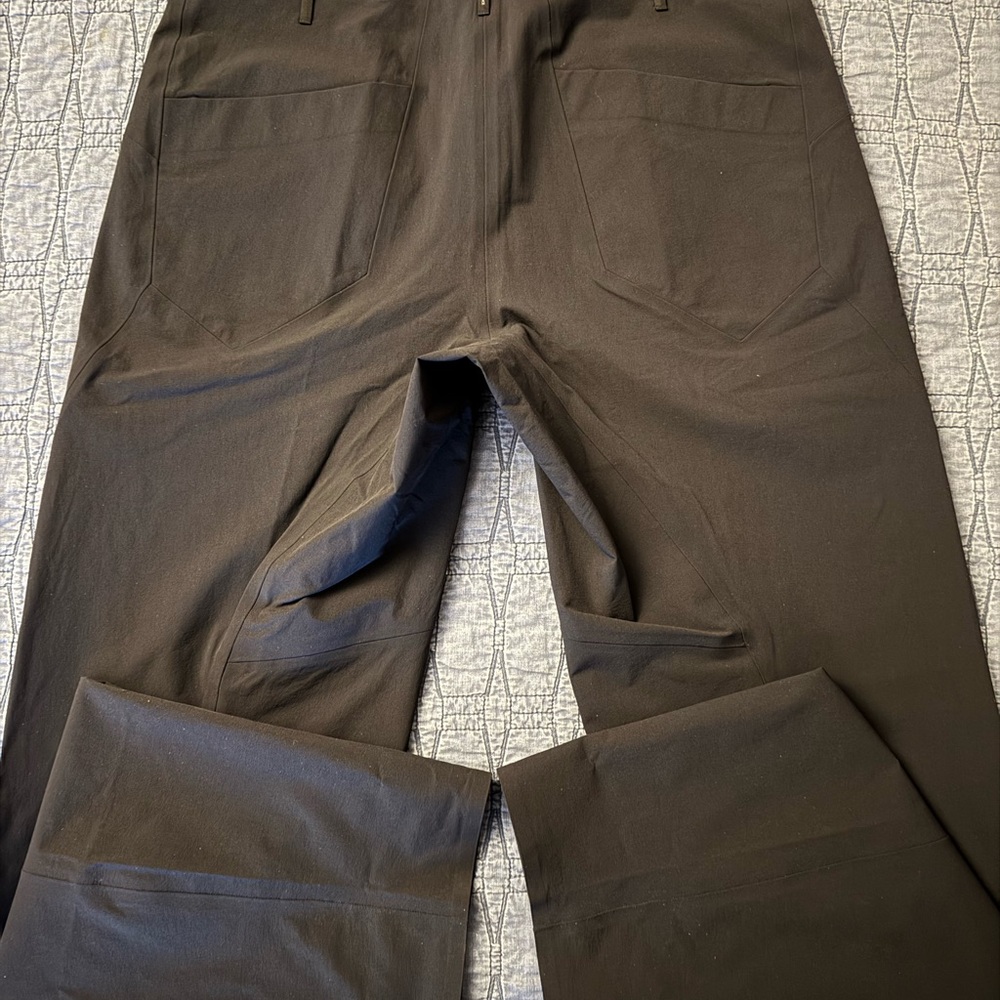 Arch’teryx Veilance Voronoi Black 33